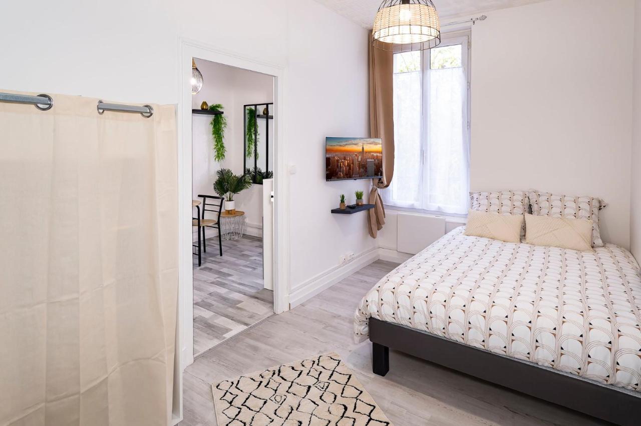 Ld-Location Hotel 몽뤼꽁 외부 사진