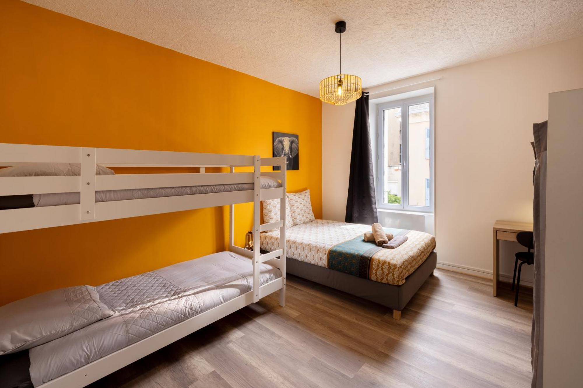 Ld-Location Hotel 몽뤼꽁 외부 사진