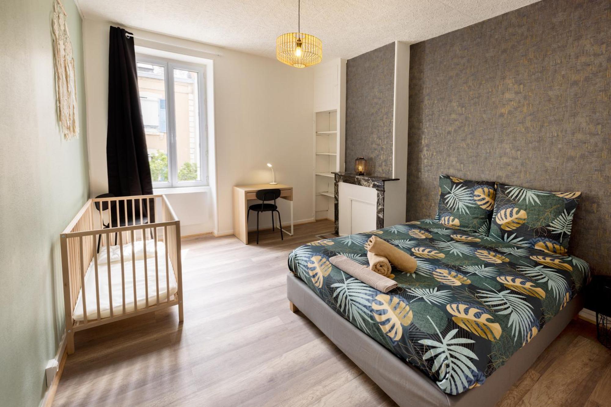Ld-Location Hotel 몽뤼꽁 외부 사진